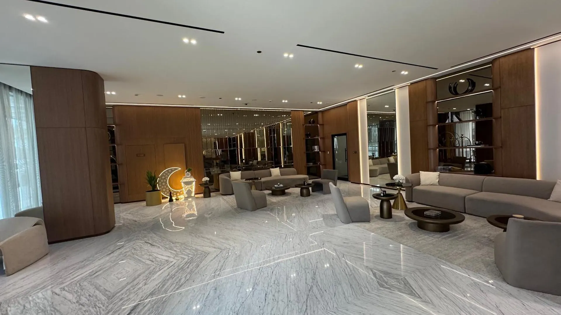 Your Own Pool Spacious 2Bdr Apartment Jvc Dubai