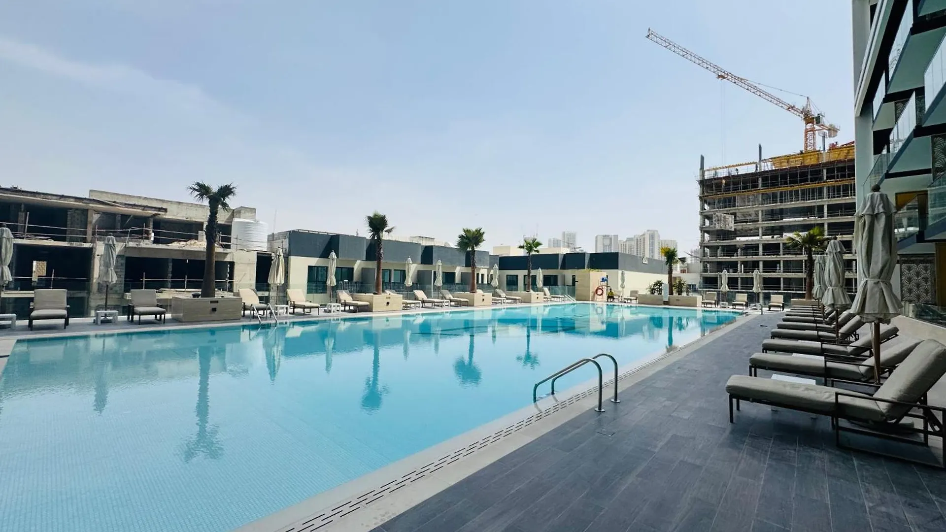 Your Own Pool Spacious 2Bdr Apartment Jvc Dubai 0*,