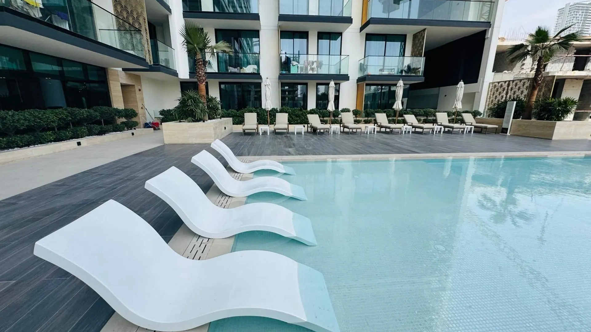 Your Own Pool Spacious 2Bdr Apartment Jvc Dubai 0*,  Emirati Arabi Uniti