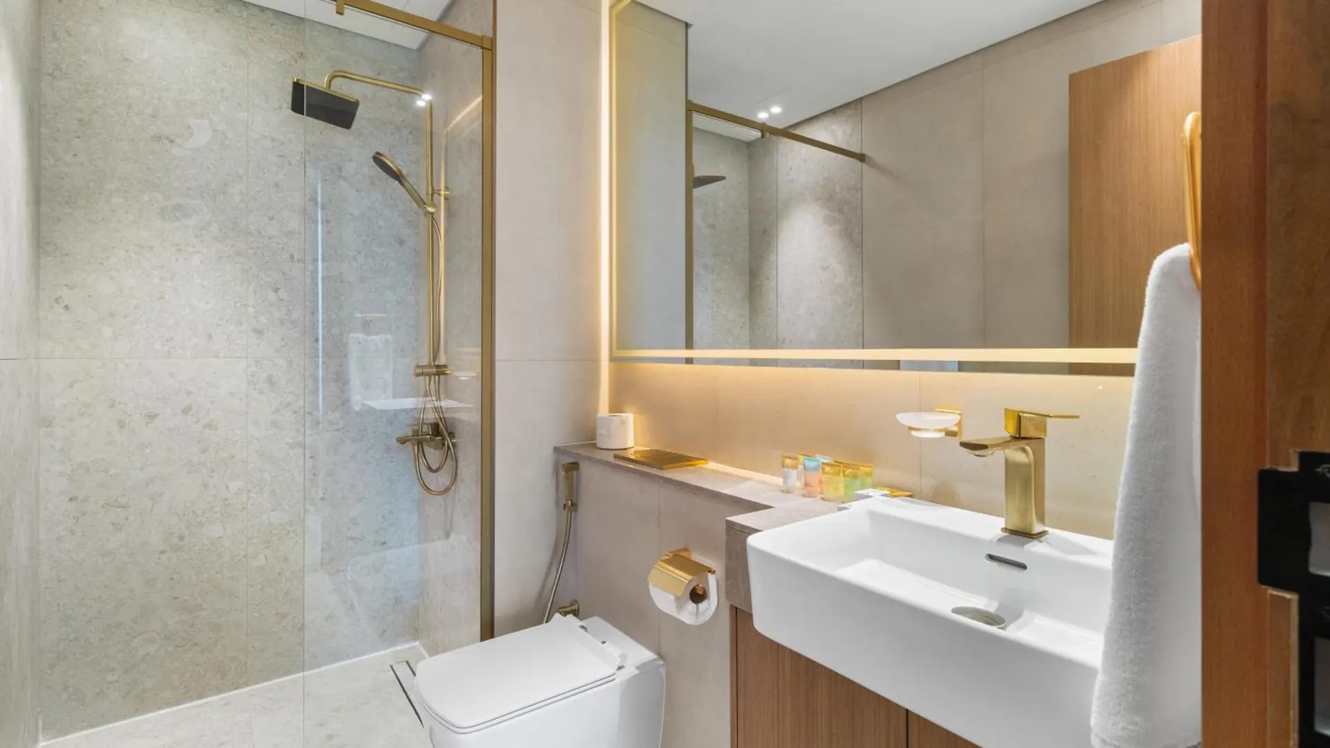 Your Own Pool Spacious 2Bdr Apartment Jvc Dubai 0*,