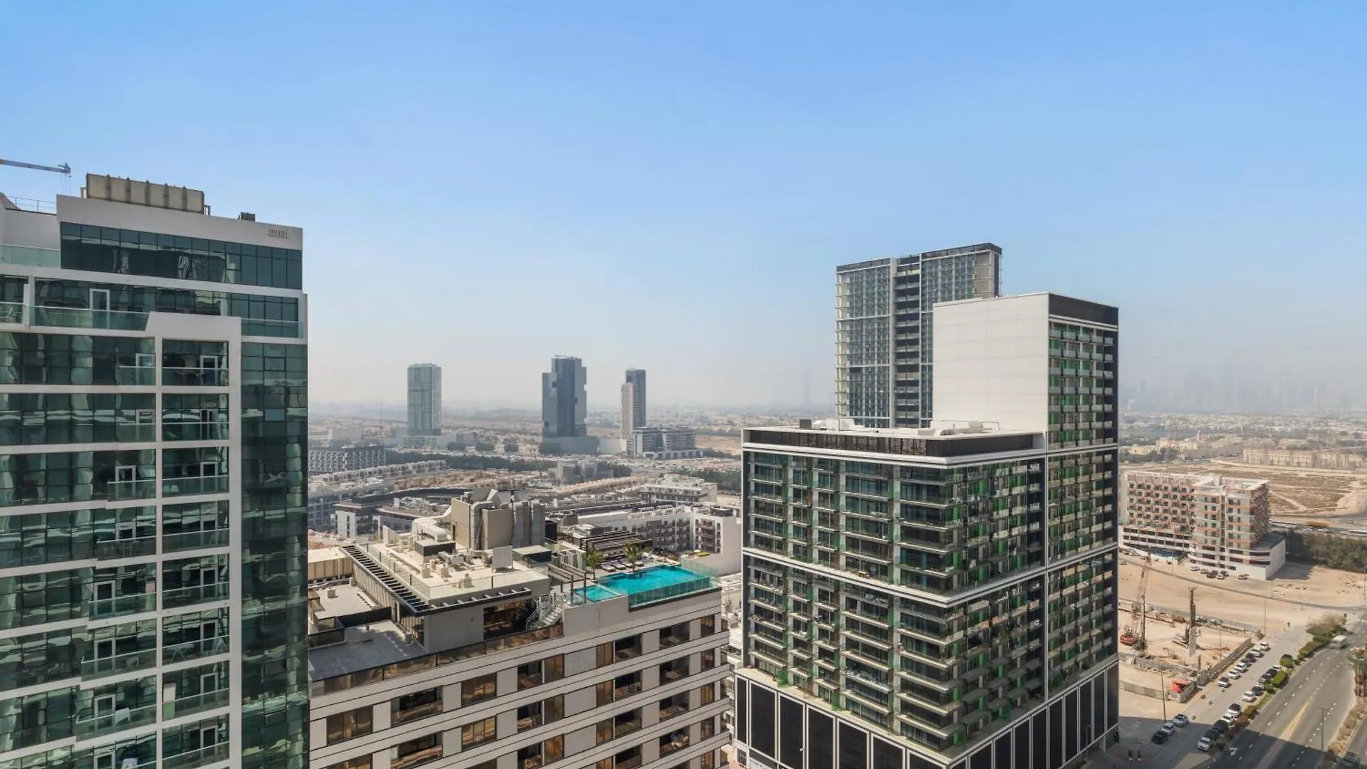 Your Own Pool Spacious 2Bdr Apartment Jvc Dubai