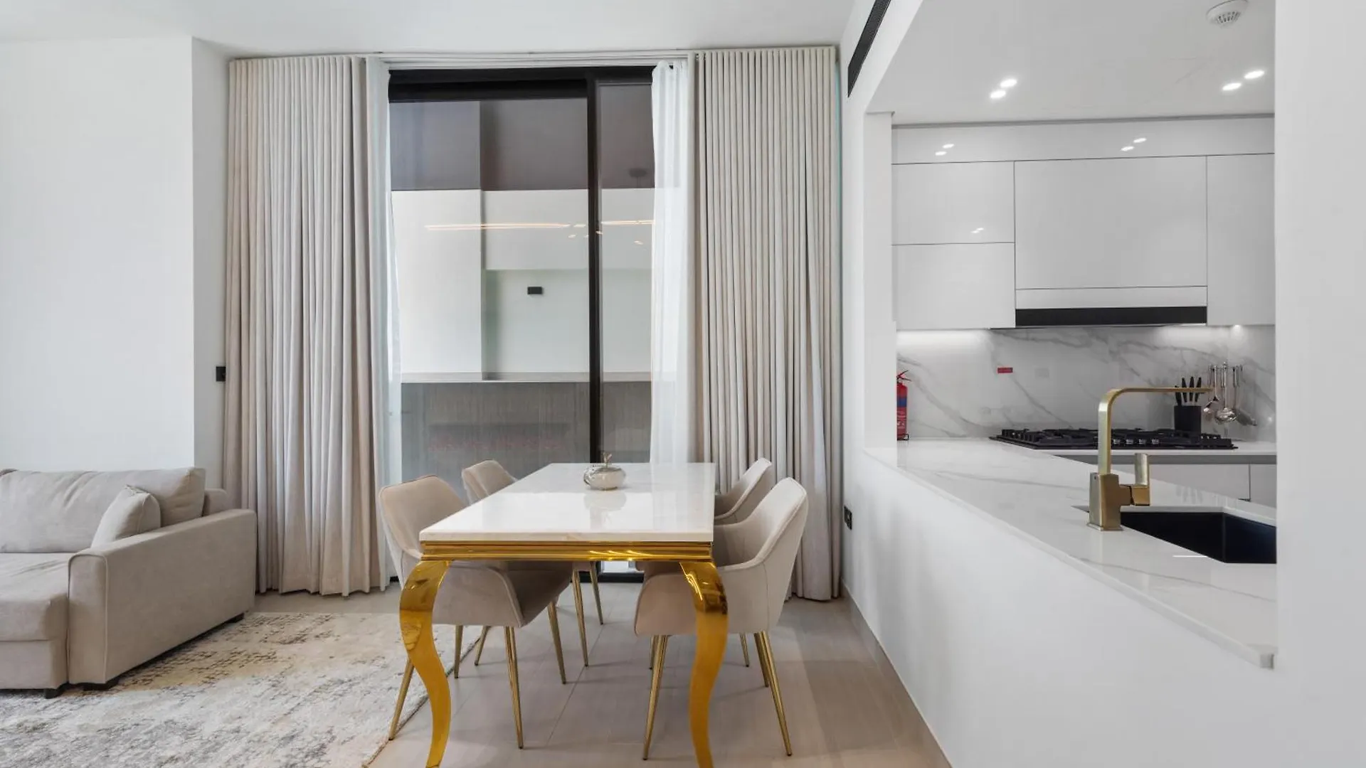 Your Own Pool Spacious 2Bdr Apartment Jvc Dubai
