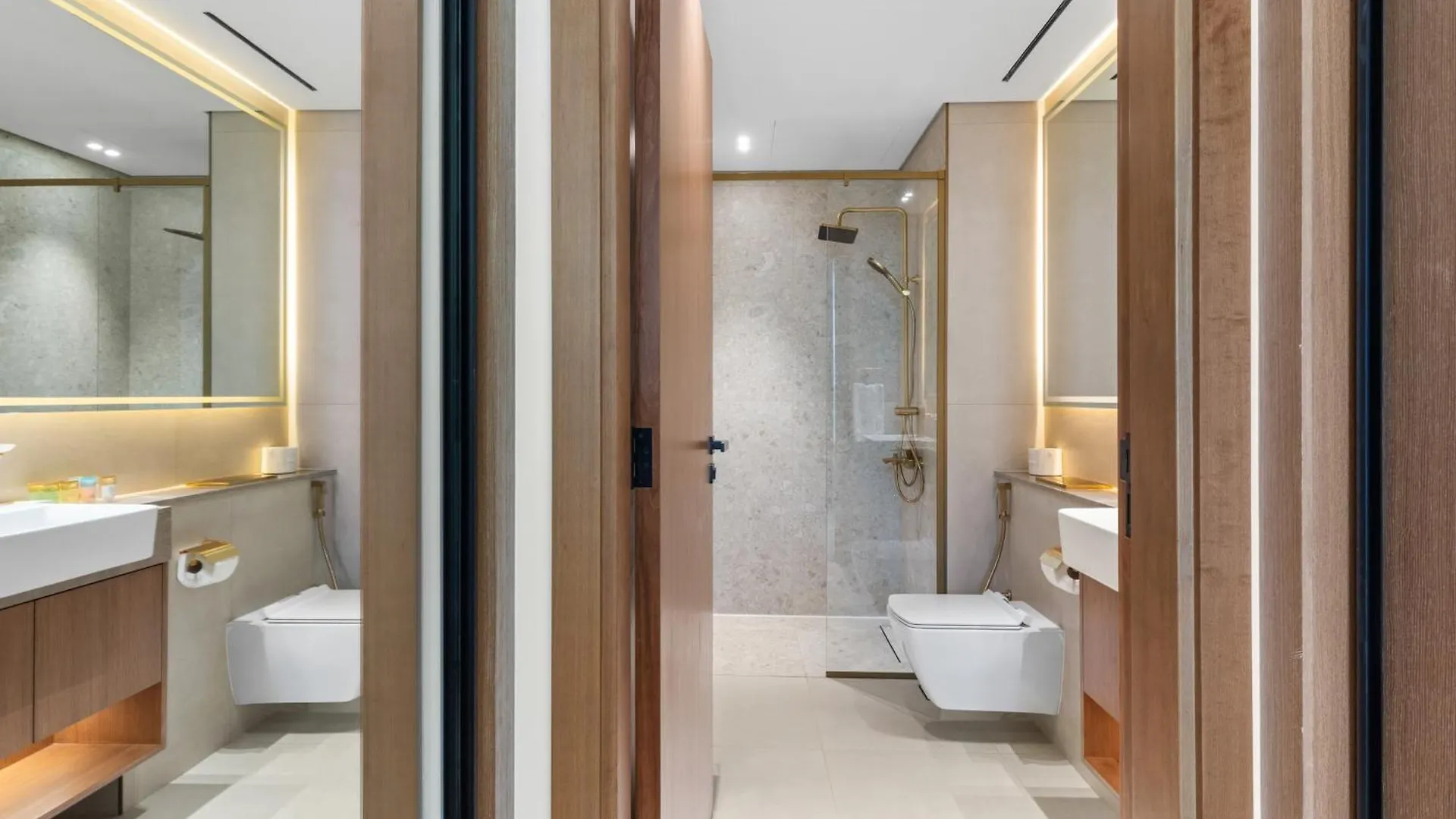Your Own Pool Spacious 2Bdr Apartment Jvc Dubai